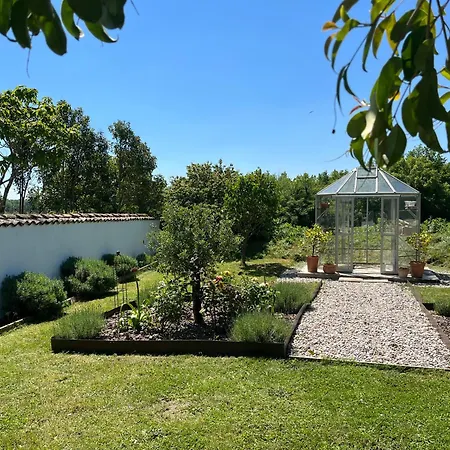 L'herbe Pot Salles (Lot-et-Garonne)